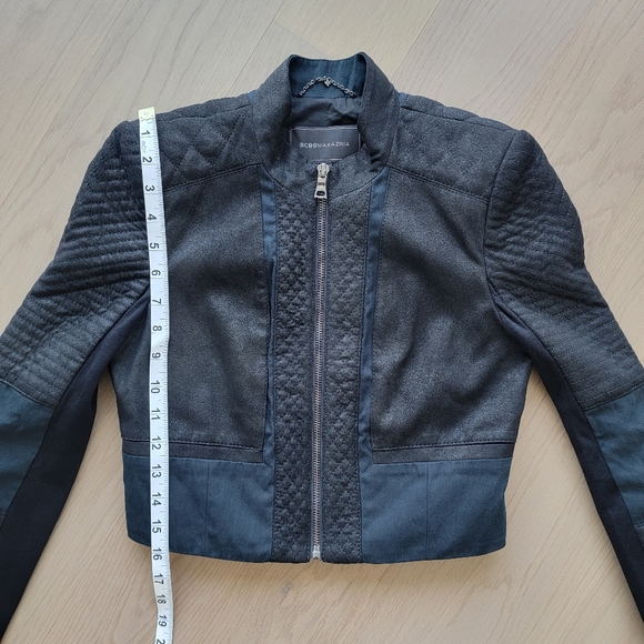 BCBGMaxAzria quilted cropped moto blazer XXS - Picture 10 of 10